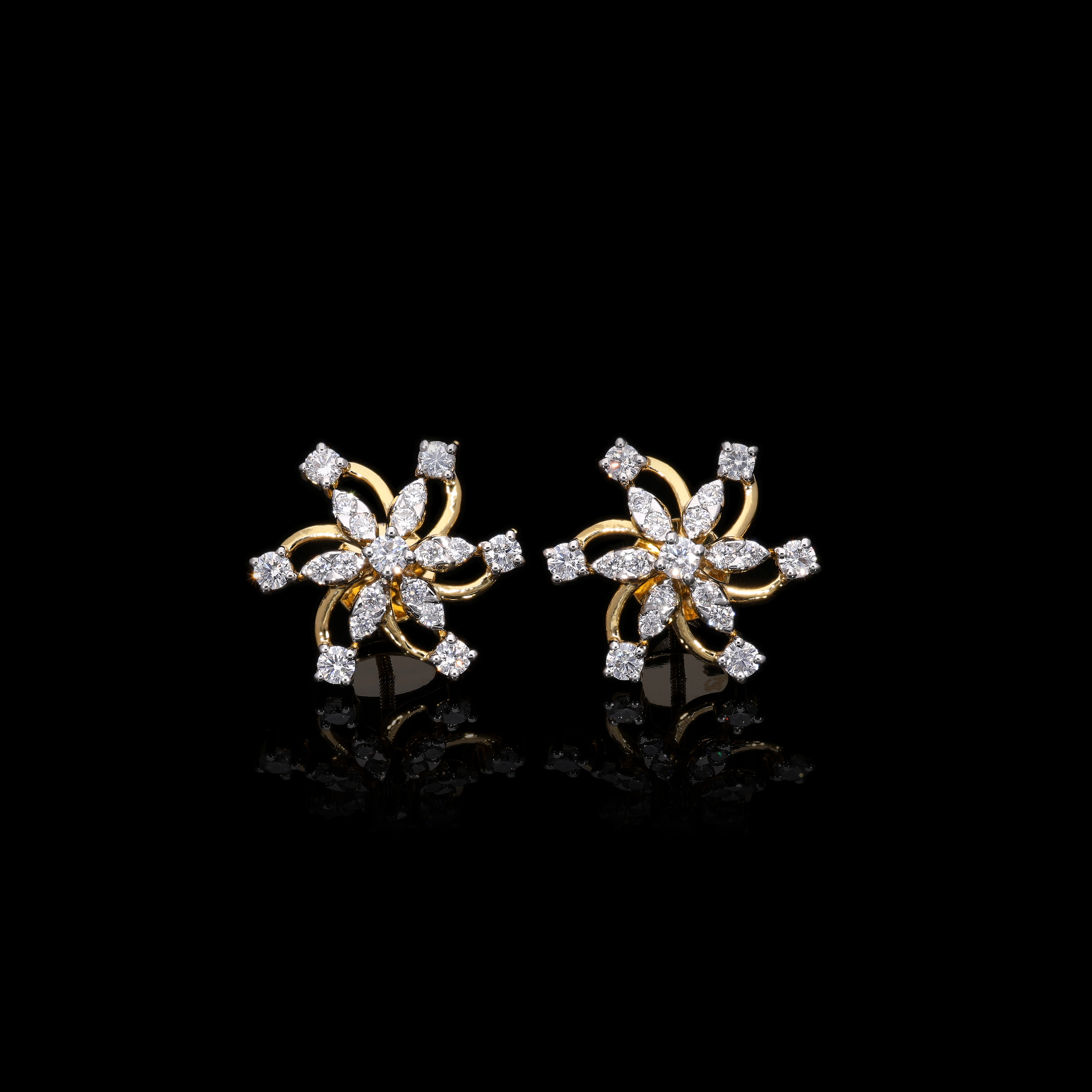 Lab Grown Diamond Swirl Earring